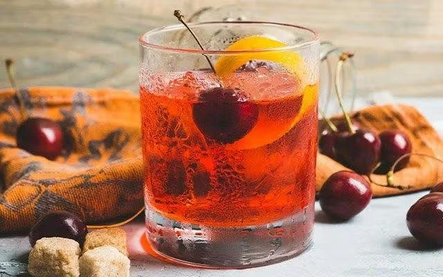 Cherry Negroni