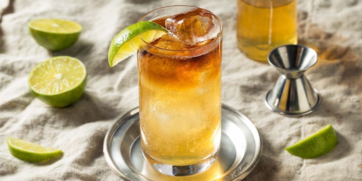 The best Dark and Stormy cocktail recipe!